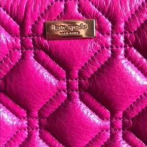 💗 Pink Kate Spade wristlet